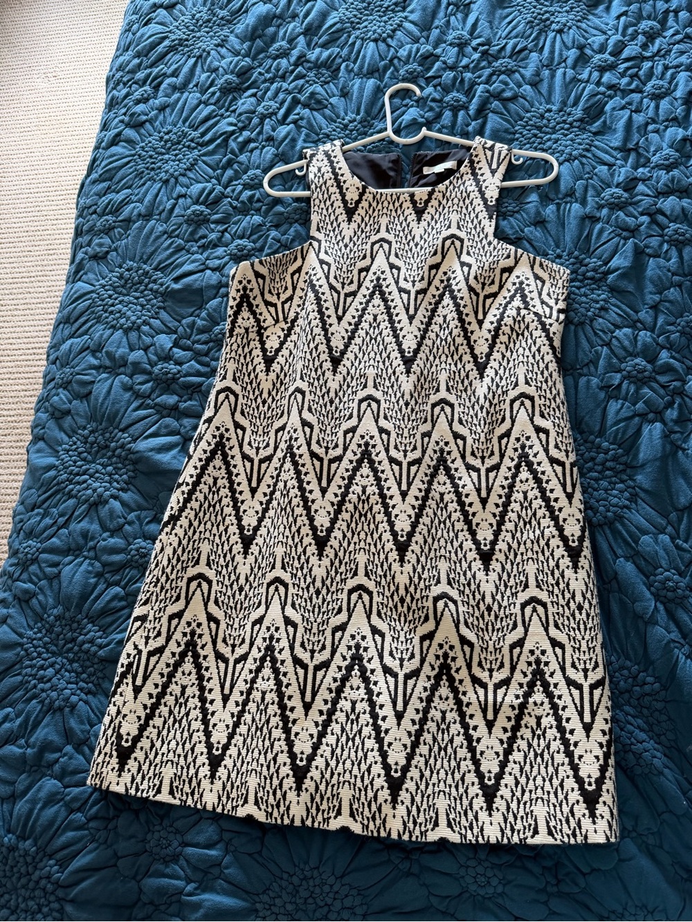 Jade Black and cream Sleeveless Geometric Shift Dress